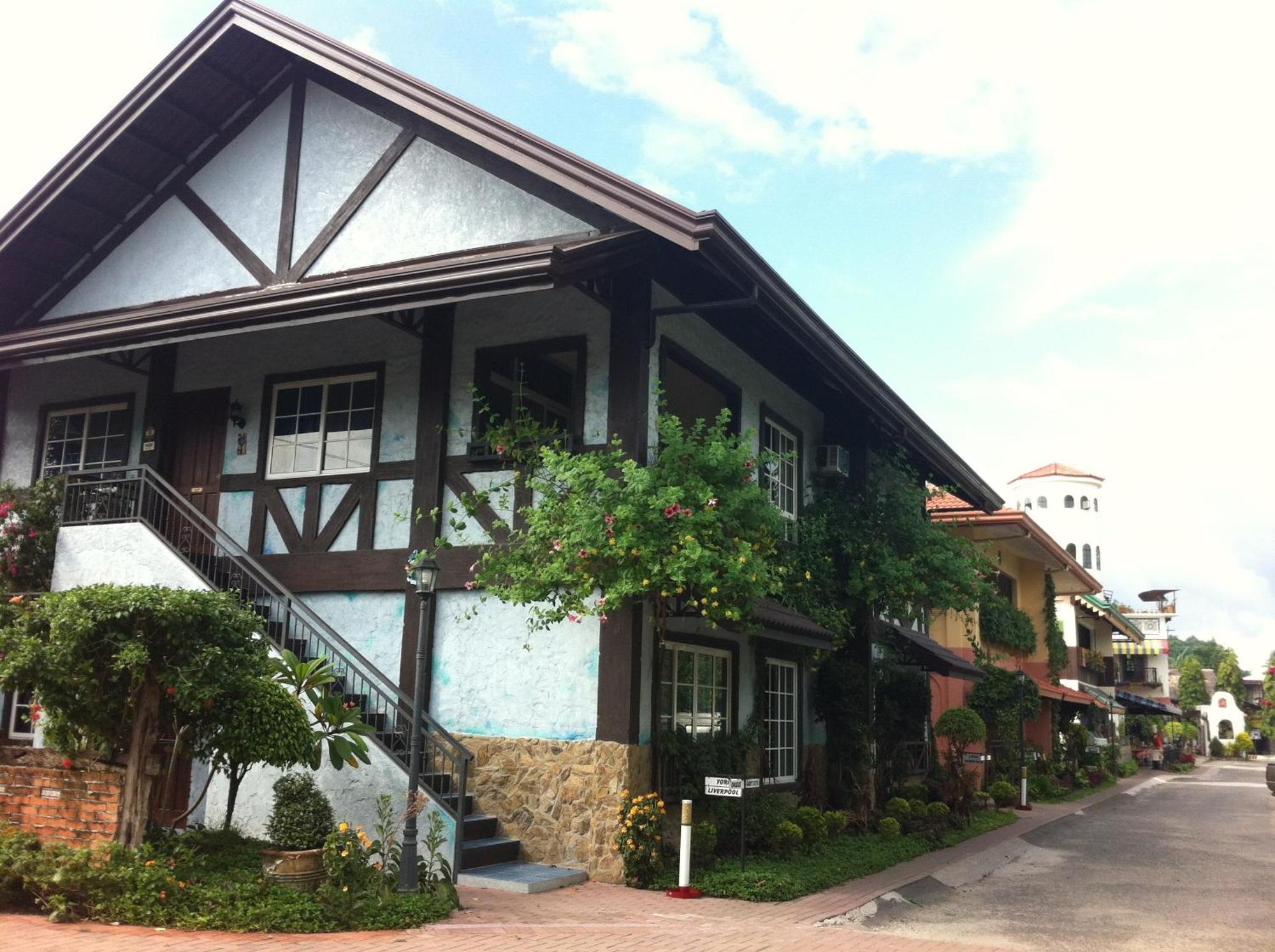 Florentina Homes Dumaguete City Esterno foto